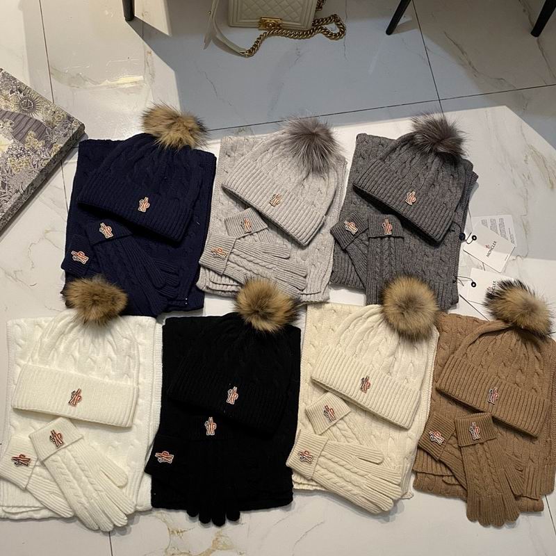 Moncler scarf hat gloves hm45